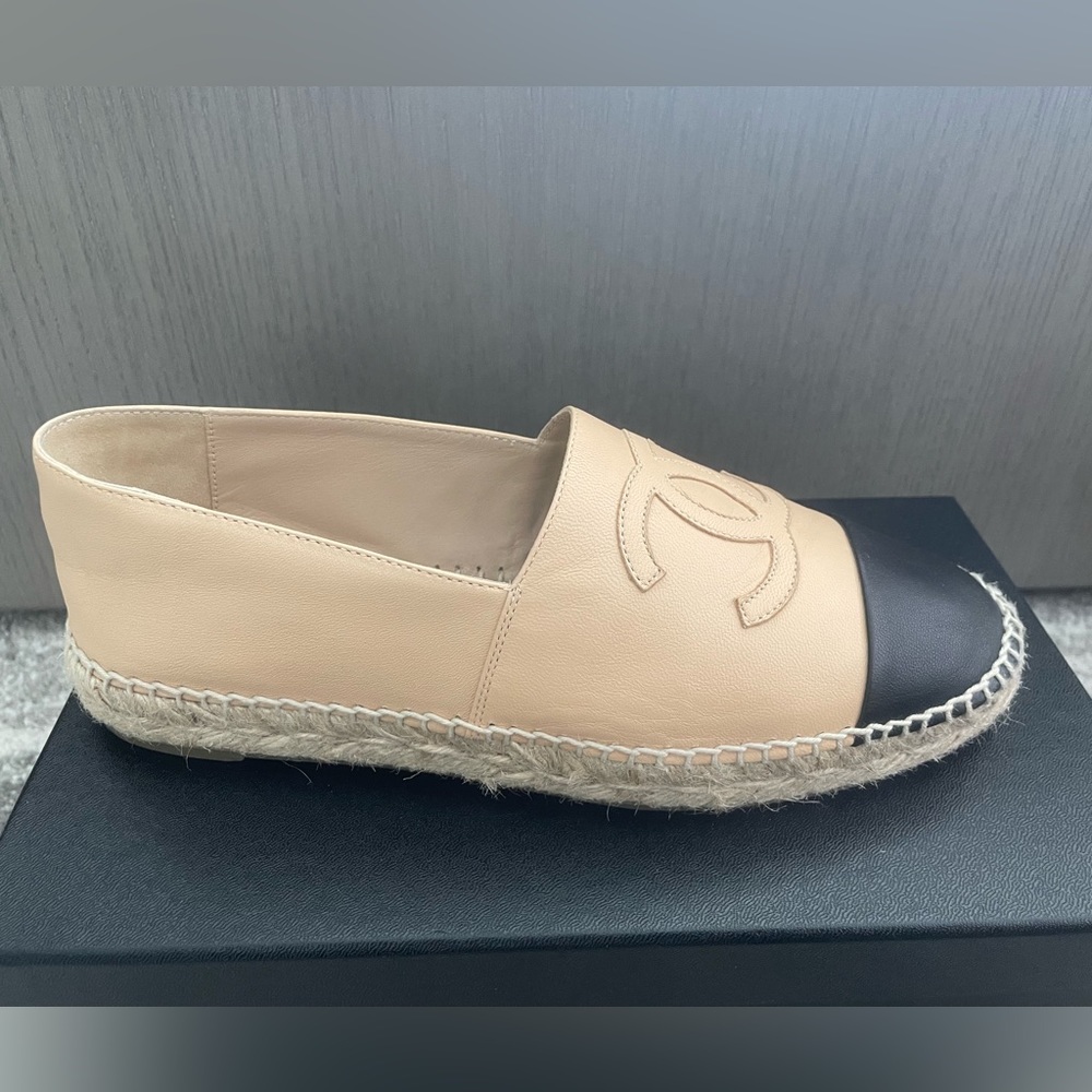 Chanel Espadrilles Beige & Black size 39